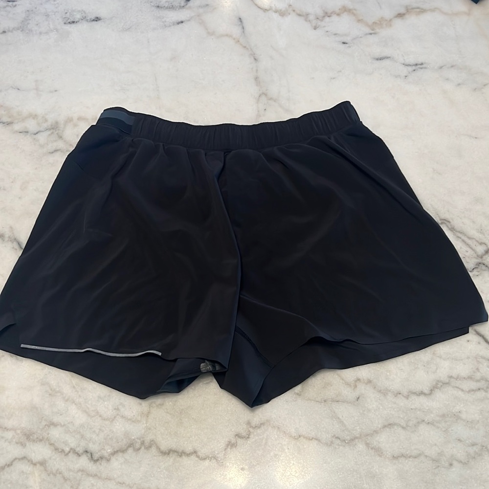 Lululemon 5inch surge shorts size large